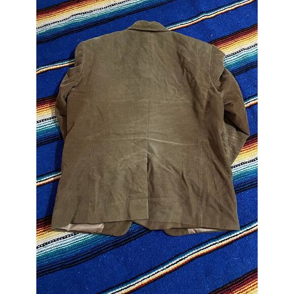 StudioSuits Hand-Crafted Men's Corduroy Blazer in Olive Green - Picture 4 of 16